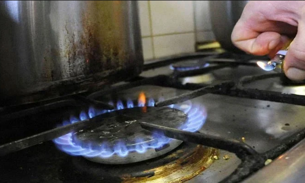 Consumers to get gas for only 8 hours in winter amid depleting reserves