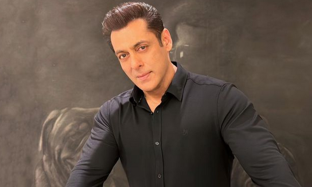 Salman Khan charged only one rupee for THIS movie